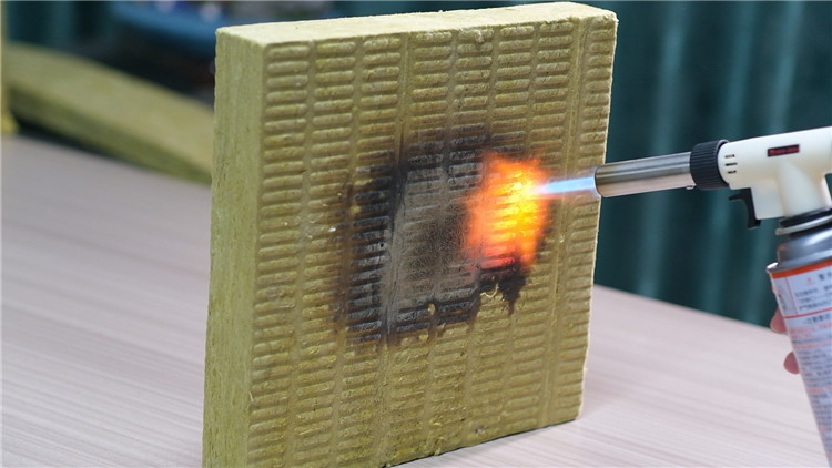 為什么巖棉板是外墻外保溫系統(tǒng)的理想選擇